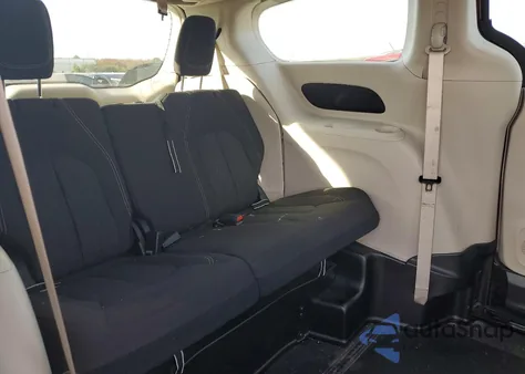 2022 Chrysler Voyager Lx z USA, uszkodzony, nr VIN 2C4RC1CG3NR163011